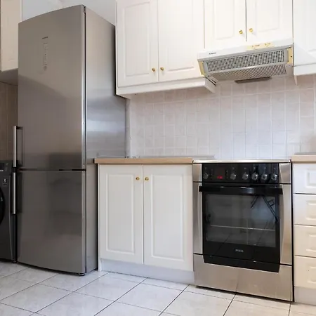 Spacious Close To The Sea And The Center Appartement