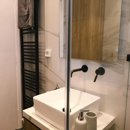 Appartement Spacious Close To The Sea And The Center Athene